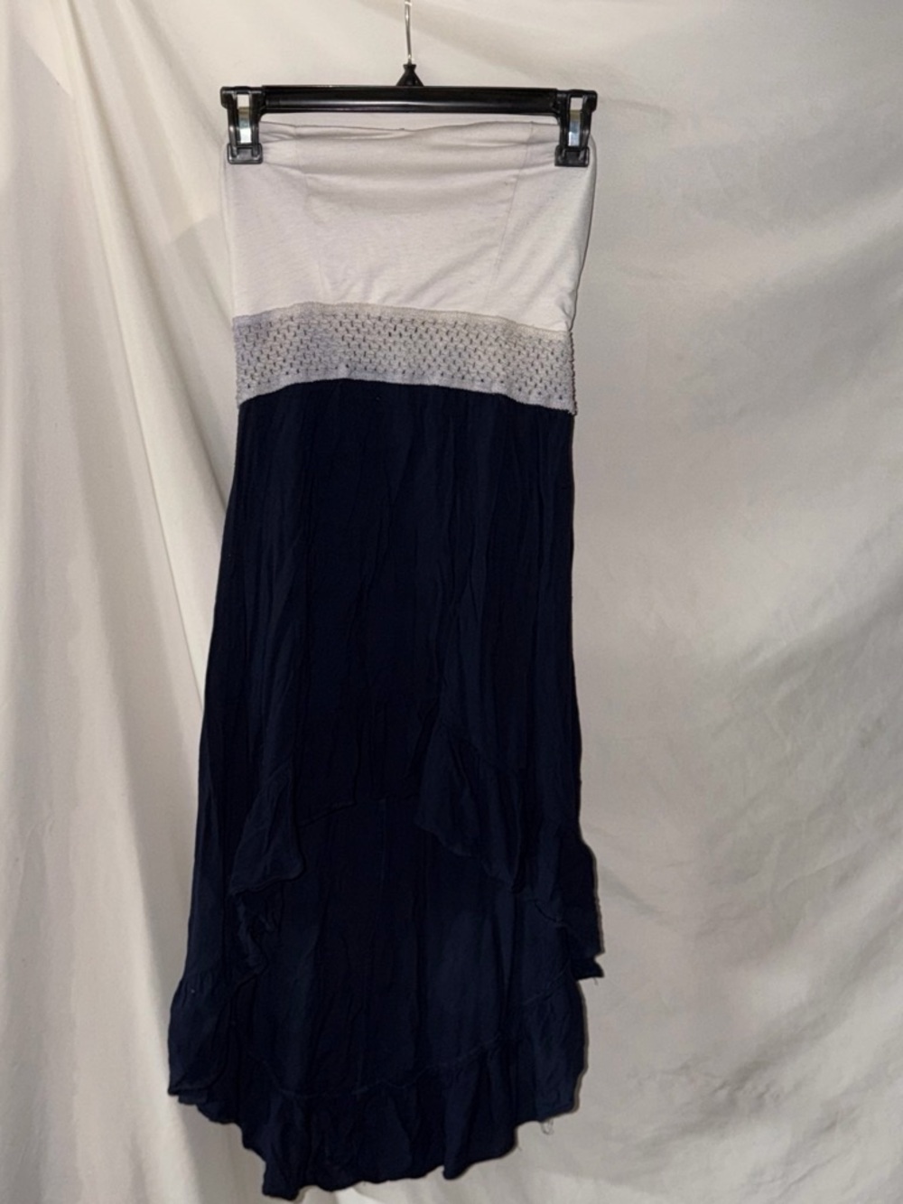 Wet Seal White and Light Gray Knit iTop